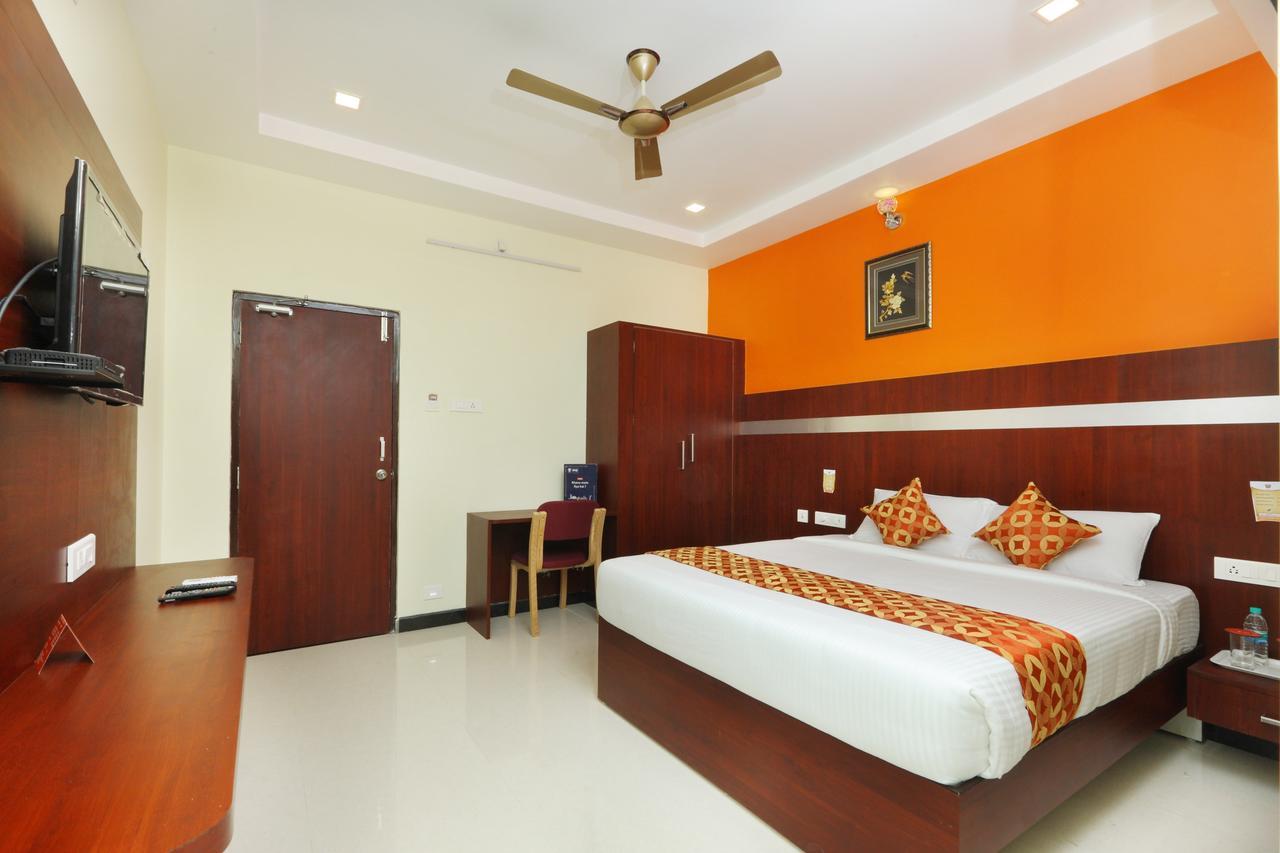 Oyo 15115 Hotel Ramcharan Residency 티루파티 외부 사진